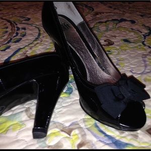 Softt Patent Peep Toe Pumps